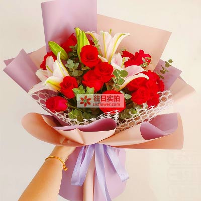株洲18朵红玫瑰百合，真情相守一生